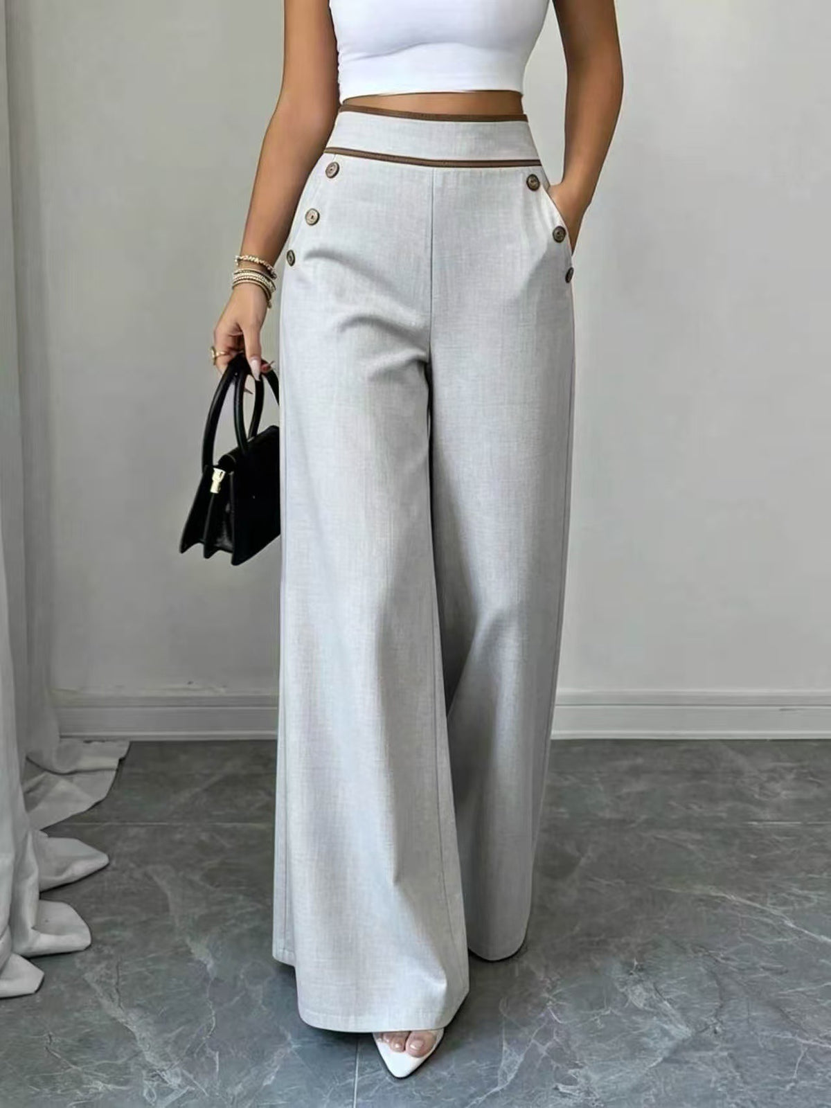 High-Waisted Wide-Leg Pants in Light Gray