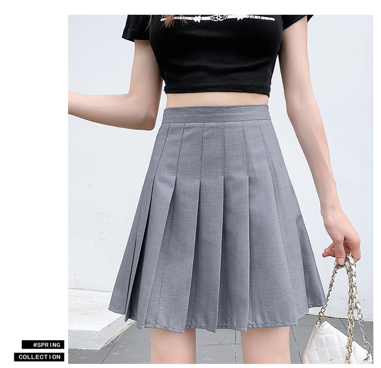 Pleated Pull-On Skirt in Gray